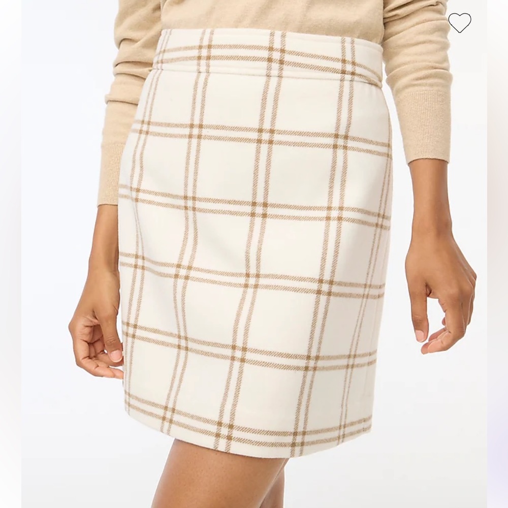 🆕 JCrew ivory and caramel plaid wool-blend subtle a-line pencil skirt